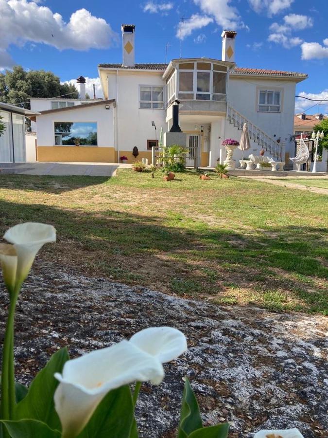 Villa Entre Encinas Moralina Eksteriør bilde