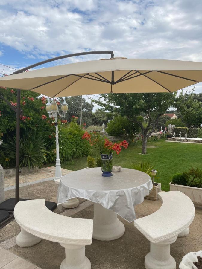 Villa Entre Encinas Moralina Eksteriør bilde